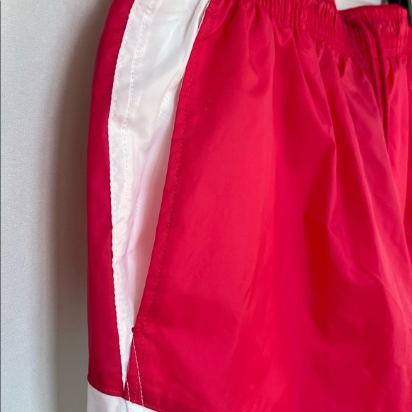 NWT NIke Men’s knee length XL mesh lined shorts - Picture 5 of 11